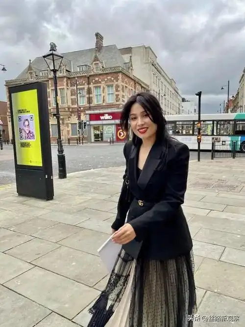 乌兹别克斯坦时尚女性的消费观和金钱观