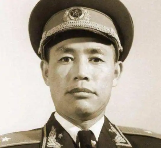 1950年10月24日,志愿军40军军长温玉成接到总部命令,要求其马上派出一