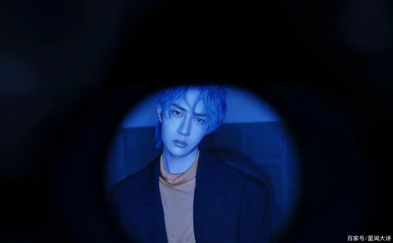 蓝发王一博重出江湖,肩负22世纪的使命