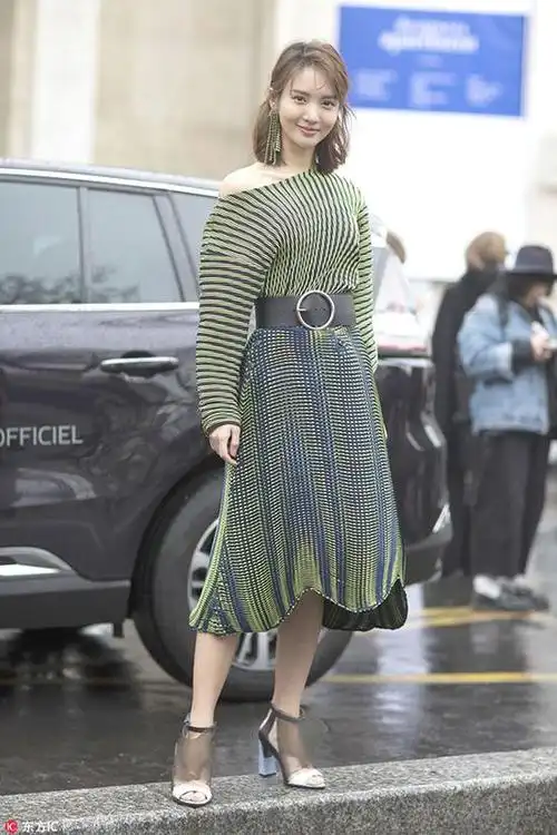 pvc凉鞋太捂脚但看了马思纯这双我还是下单了