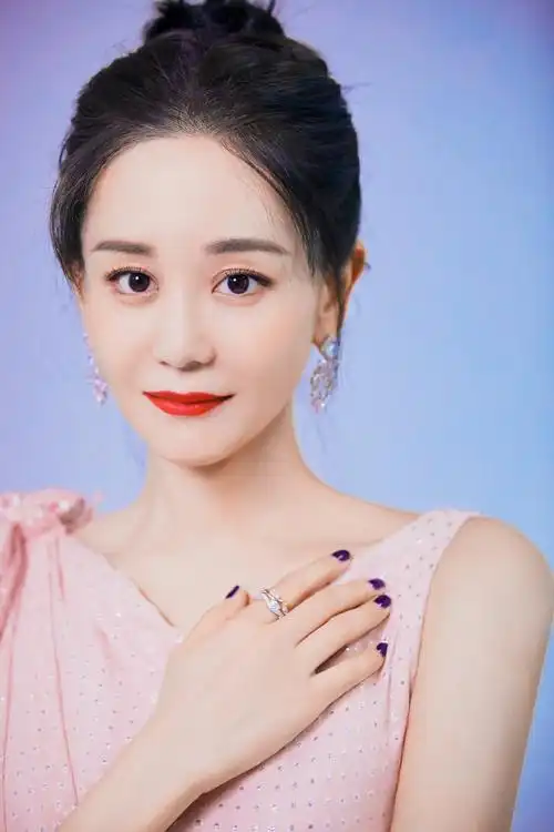 海陆淡粉长裙优雅温婉写真图片610