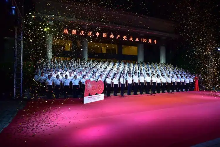 建党100周年文艺汇演【2】1234567来源:人民网-河南频道2021年06月27