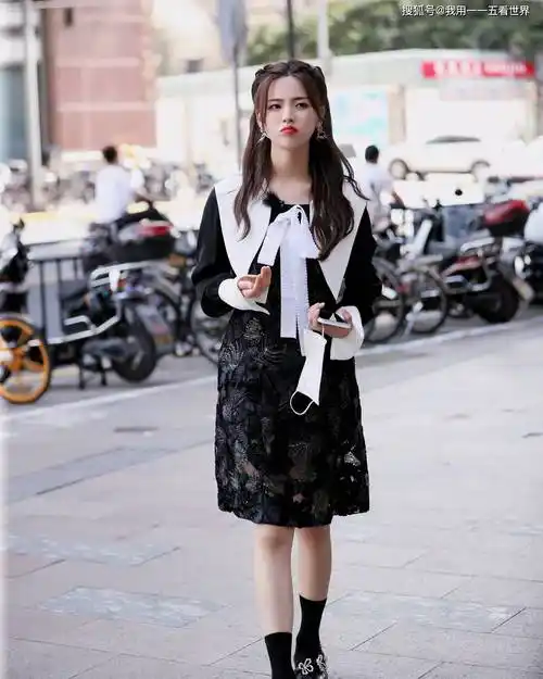 这身材太凶了!性感有料!杨超越写真赏