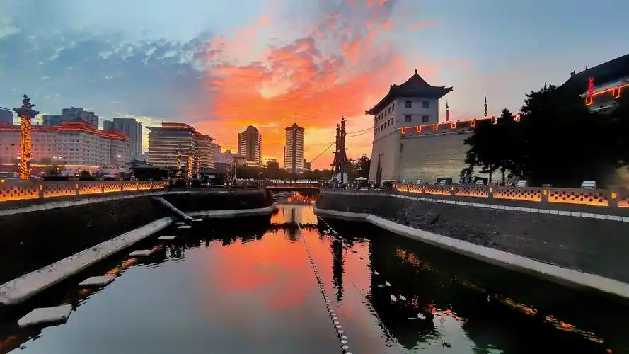 秋后的火烧云——西安南门外永宁门