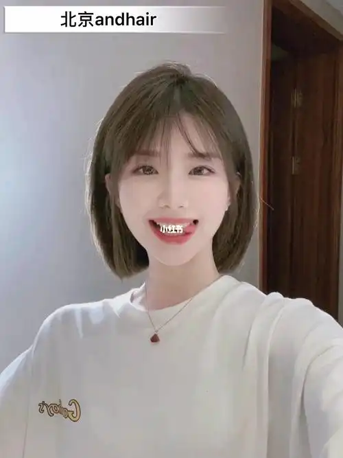 齐脖短发绝绝子,减龄短发显脸小可盐可甜73 齐脖短发,下巴下的长度