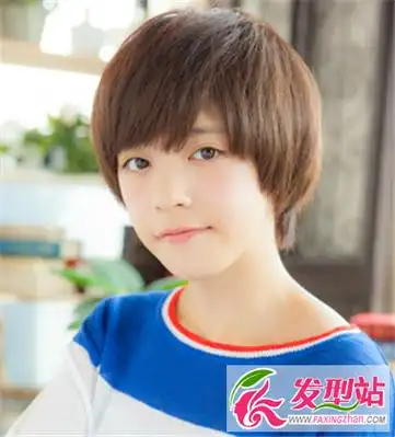 最新短发发型大集锦 时尚简单又自然谭维维精神短发发型图片 拍运动