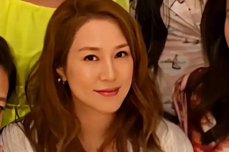 徐子淇_女儿_母亲