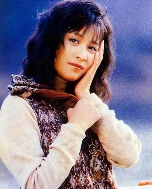 这4位明星年轻时温柔上年纪后一脸横肉面露凶相相由心生