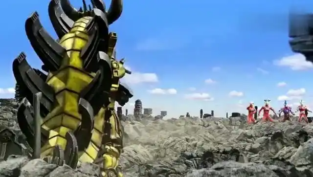 超级古兰特王居然是亡灵属性 奥特曼四兄弟居然拿它完全没办法