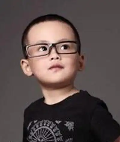 脸胖的男宝宝平头发型今年最流行男宝宝新发型图片4