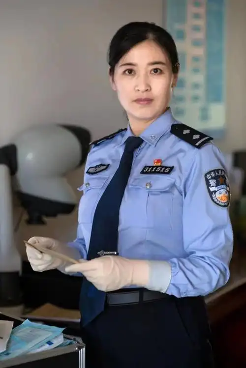 刑警队里的"女汉子" 绽放女警独特之美