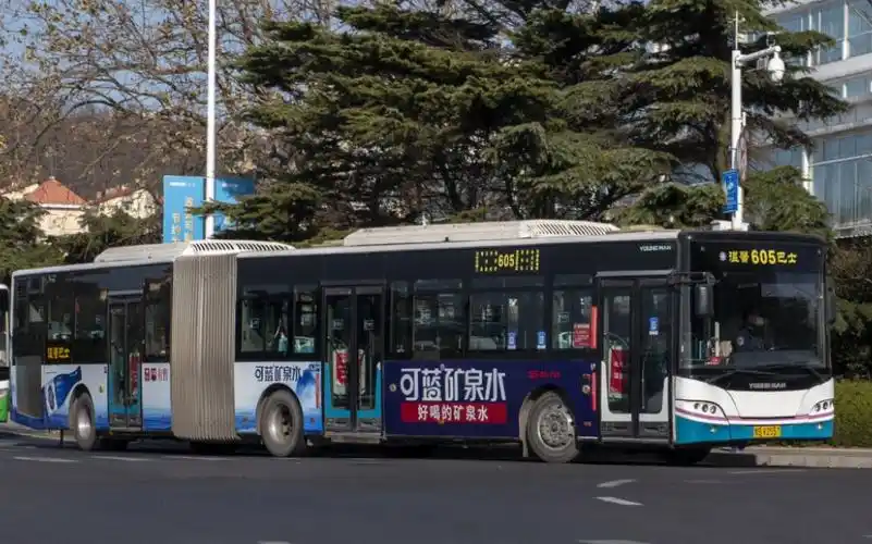 【自走音】美丽青年大通道,青岛公交605路jnp6180gvc