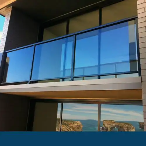 厂家定制阳台玻璃栏杆 设计环保无污染wz-a1欧式护栏