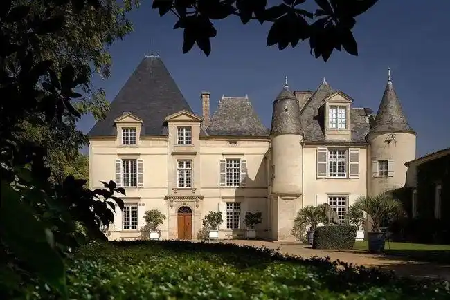 厦门查获10000多瓶假冒葡萄酒!|酒庄|起泡酒|拉菲_网易订阅