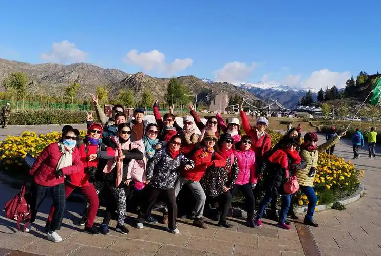 201809北疆游集体照