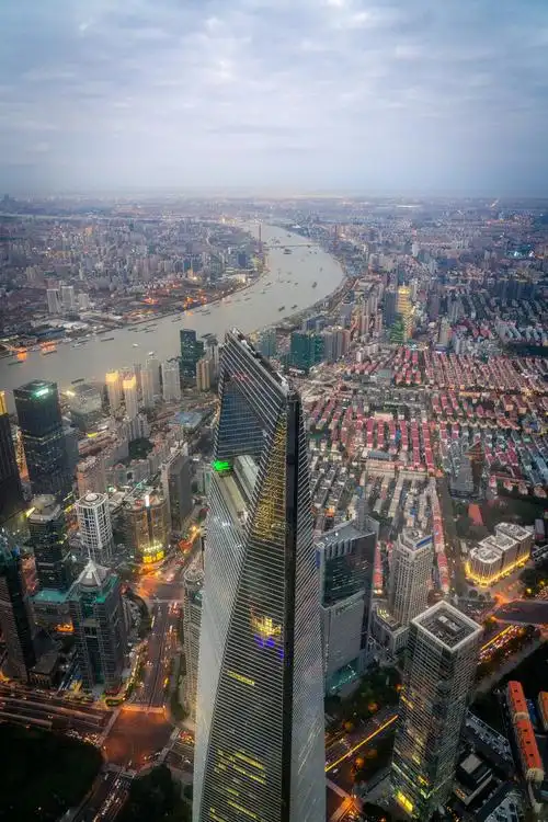 上海中心俯瞰陆家嘴