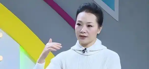 然而,吕薇并未满足于现状,因为她的梦想犹如星辰大海,远不止于此.