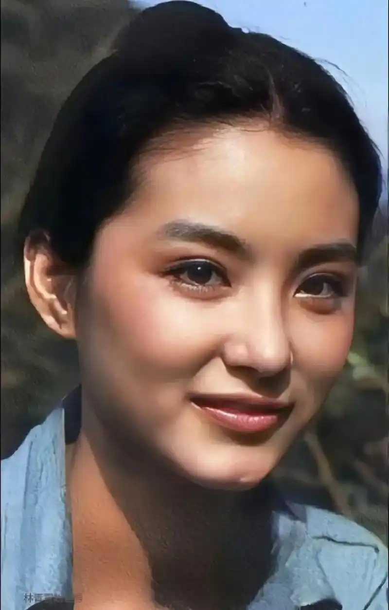 林青霞,那个令人钦佩的港风女神,拥有着倾城之貌和无可匹敌的美.