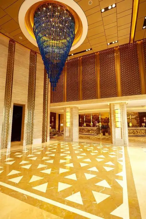 广州伊士丹顿酒店大堂图片