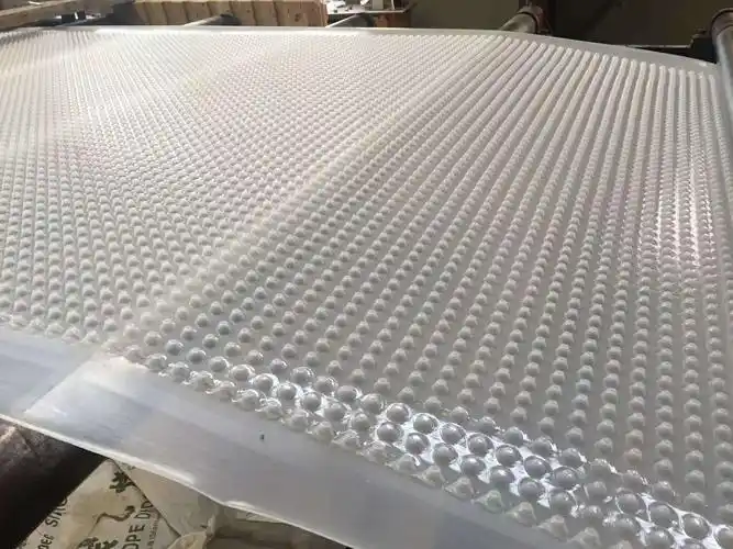 eva蜂窝式防水板价格低质量好排水板
