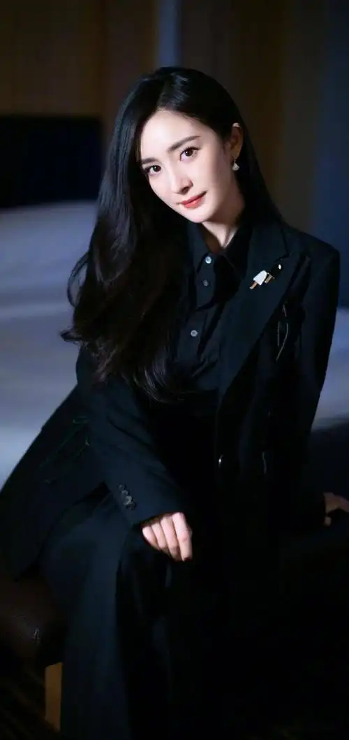 超级女神杨幂,绝色女王气场霸气十足,超美时尚超清大片全屏壁纸