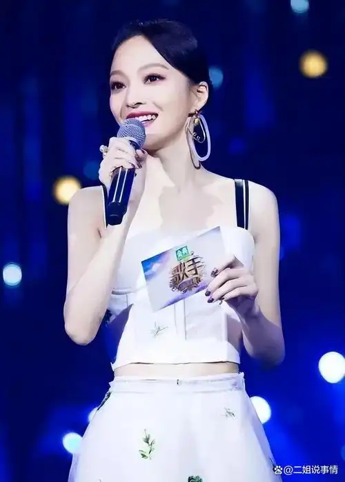 范玮琪撒谎成性和陈建州一起大玩4p不愧是小s的姐妹