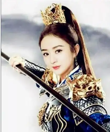 女星古装小癖好:唐嫣戴额饰,刘诗诗戴花朵_赵丽颖