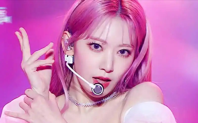 【宮脇咲良/sakura】粉发合集-粉发的库拉就是熠熠生辉的珍珠