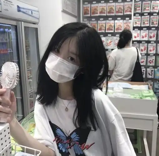 女生头像真人口罩女头挡脸