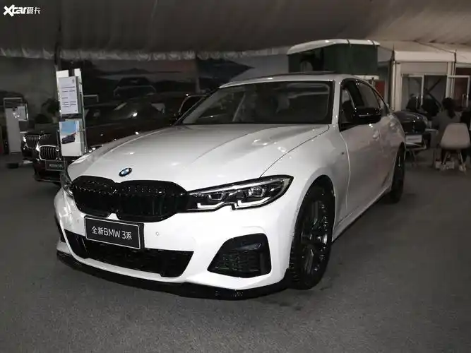 【2021款宝马3系325i m运动曜夜套装_整体外观_82/2699张图片】_汽车