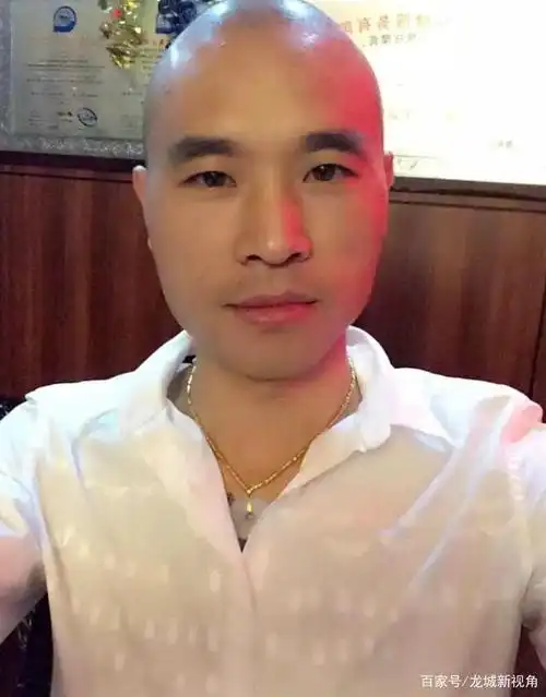 看到光头大金链子再也不怕怕了,常州"社会哥"跳河救人感动网友