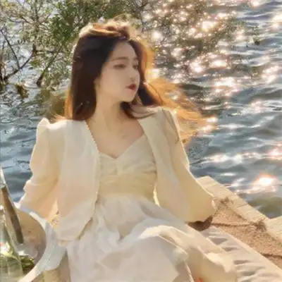 仙气飘飘的超美真人女生头像 秋风温柔ins风高清小女生头像