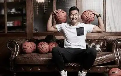 黑人陈建州走到如今尴尬的地步究竟该怪谁呢