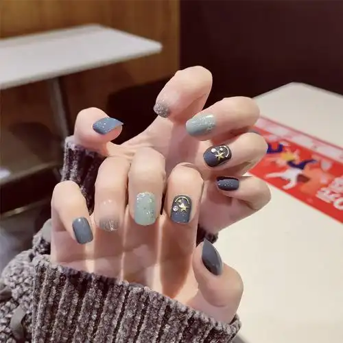 美甲贴片假指甲成品方头短款灰色渐变指甲贴可拆卸穿戴美甲显白