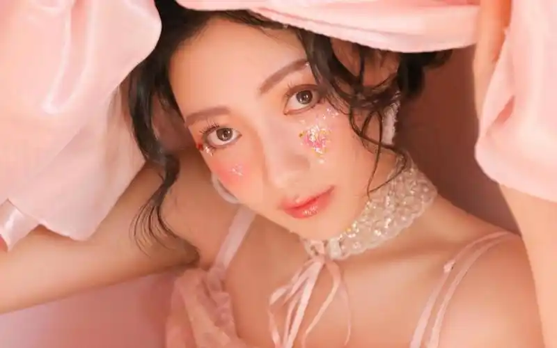 甜美粉色系天真少女白皙唯美仙气精致写真,高清壁纸图片,大陆美女