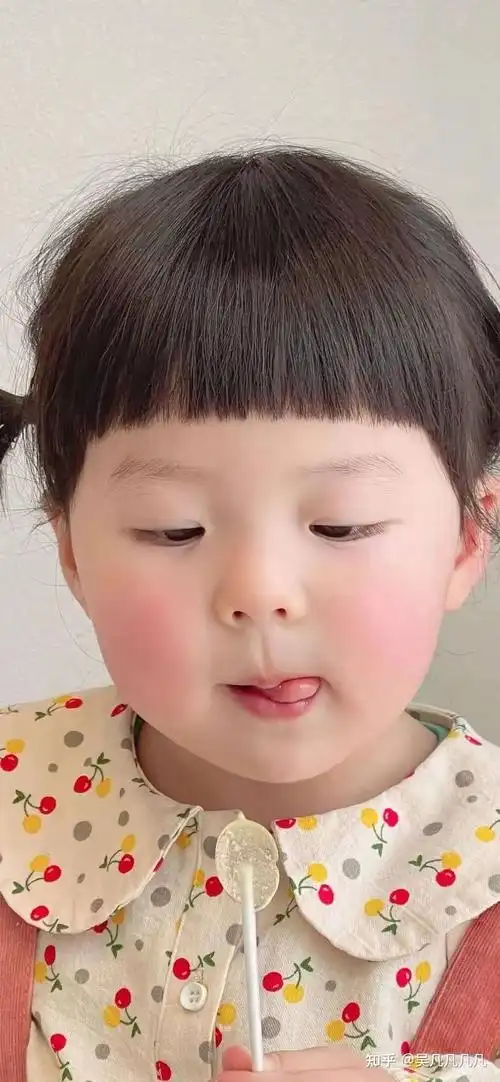 这个小女孩是谁呀有没有社交账号比如抖音啥的好喜欢