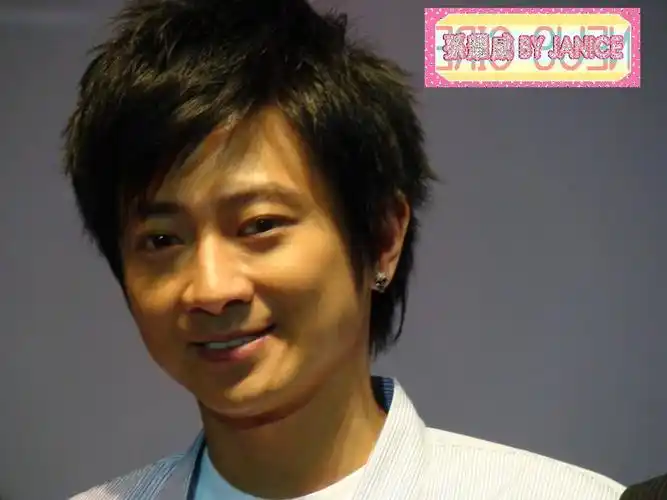 1973年1月3日生于中国香港,祖籍广东潮州,中国香港流行乐男歌手,演员