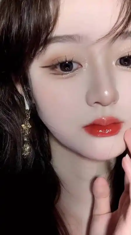 原相机纯欲水光嘟嘟唇,超好看!