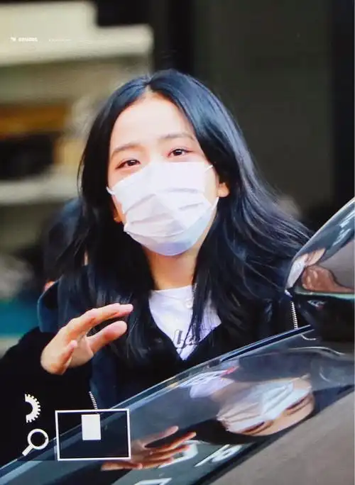 有jisoo和jennie的美照吗