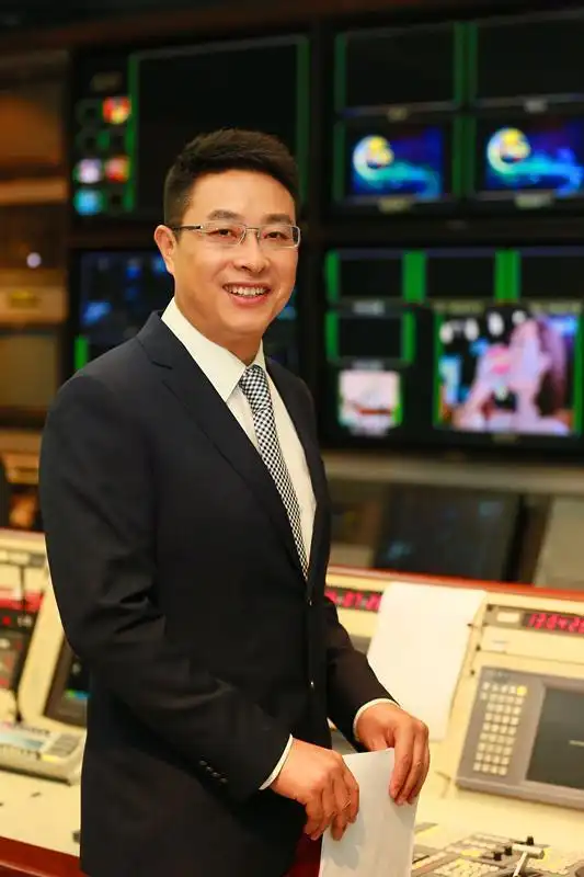 崔志刚(中央电视台主持人)_尚可名片