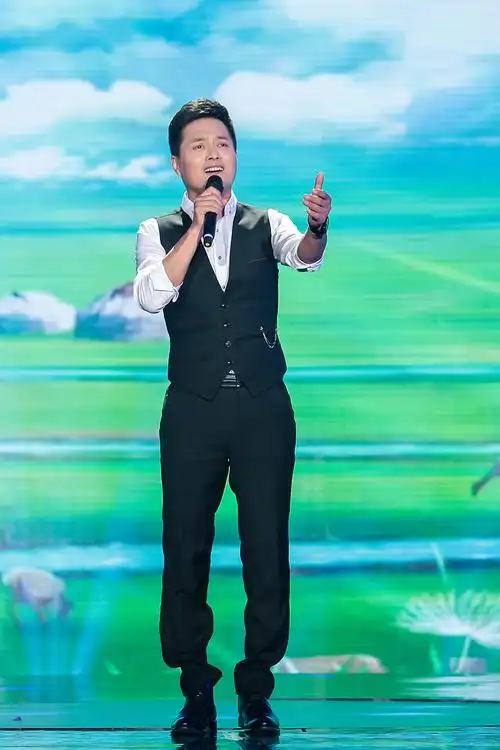 节目预告1021晚云飞做客回声嘹亮