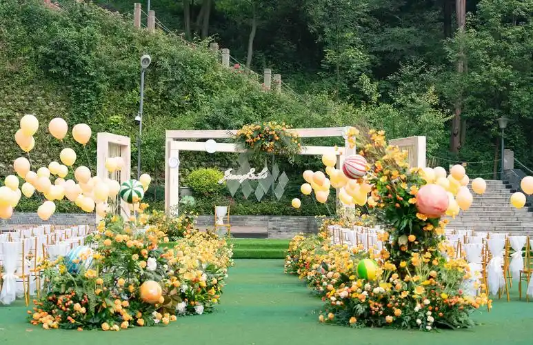 灵岩森林酒店 橙色 - 中式婚礼_西式婚礼_草坪婚礼_成都婚庆公司