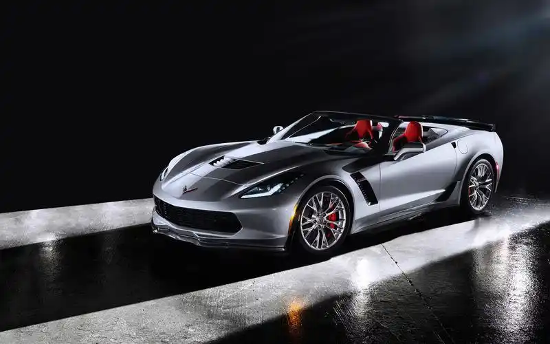 2015chevroletcorvettez06carconvertiblesilvercarsvehicle壁纸图片