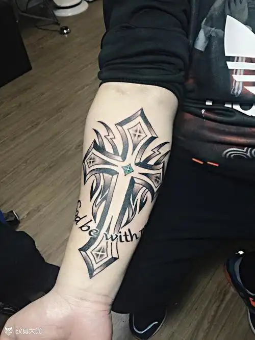 十字架_纹身图案手稿图片_杏姐的纹身作品集