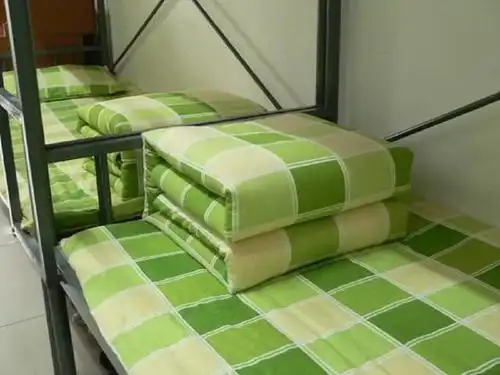 军队中将被子叠"豆腐块"有什么作用?美军试了半年后就放弃了