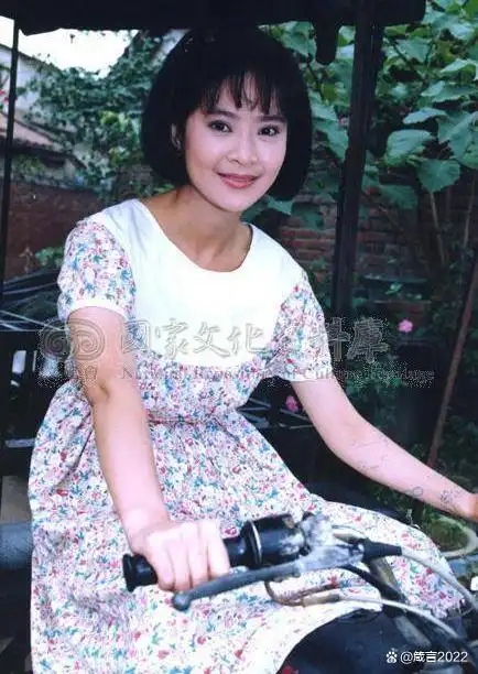 俞小凡(grace),1964年6月9日生于台湾,1990年,俞小凡主演琼瑶电视剧