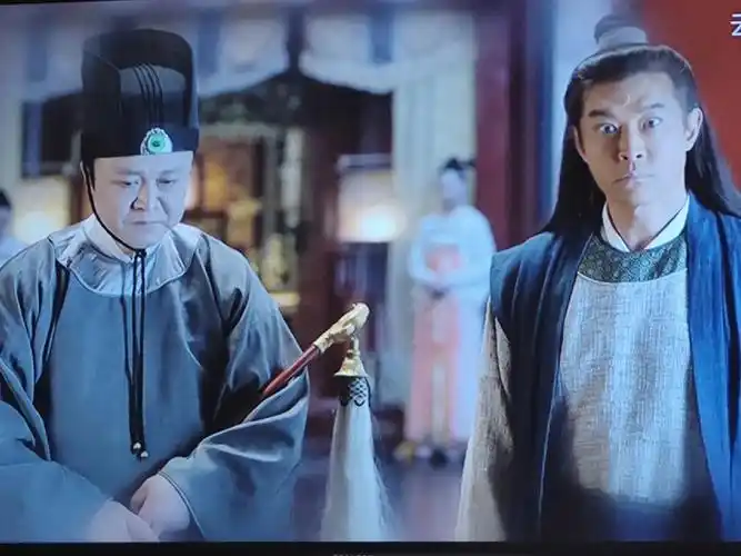 这版的包拯是肿么了