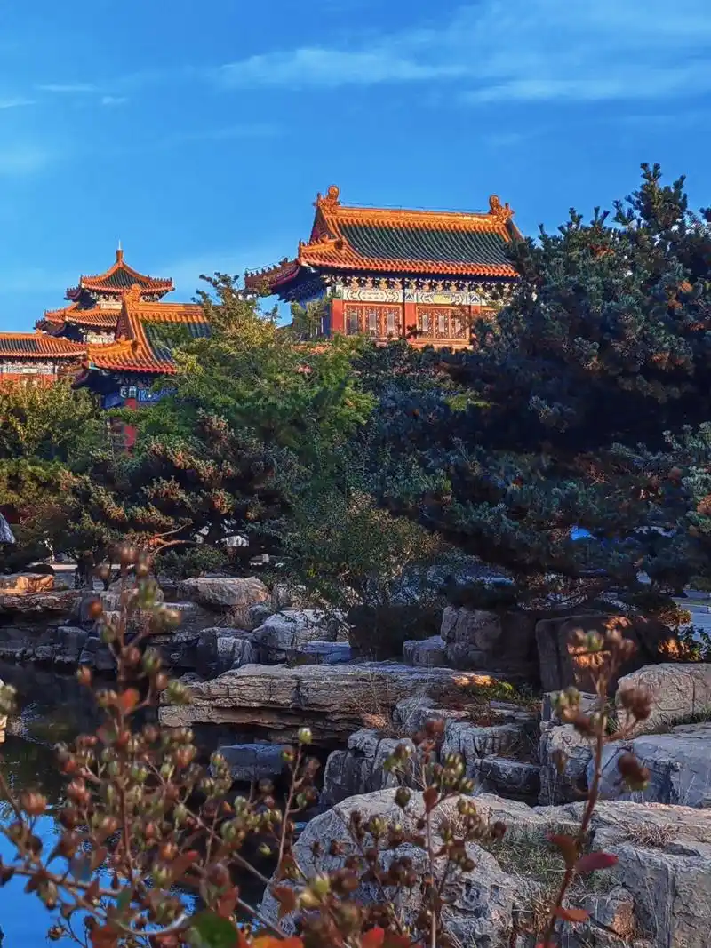 山东烟台—漫步 游 蓬莱 三仙山 三仙山风景区位于烟台市蓬莱区北端的