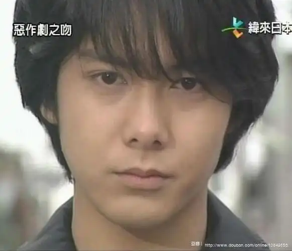 郑元畅和金贤重的也不错!就是喜欢江直树,完美~!