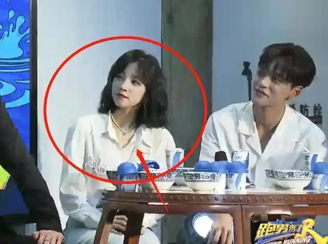 蔡徐坤宋雨琦生图颜值依旧能打看到32岁的杨颖这也太真实了